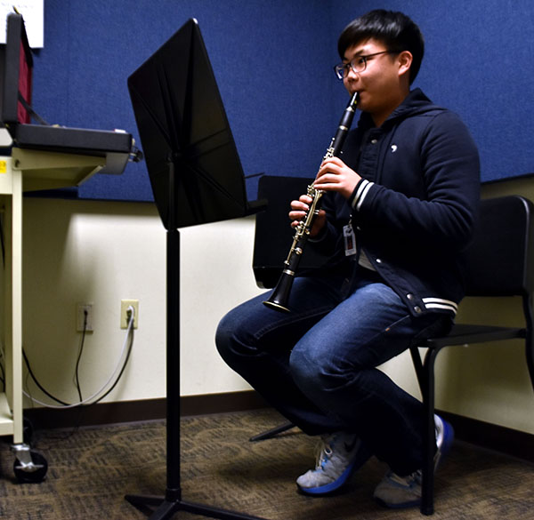 Nathan plays clarinet in Allen's top band, the Wind Ensemble.
