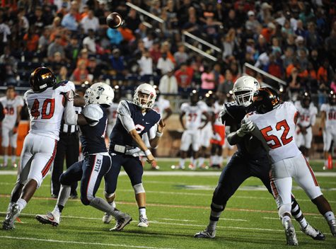 Senior QB Mitchell Jonke throws a pass to WR Josh Cornell in the 3rd quarter.