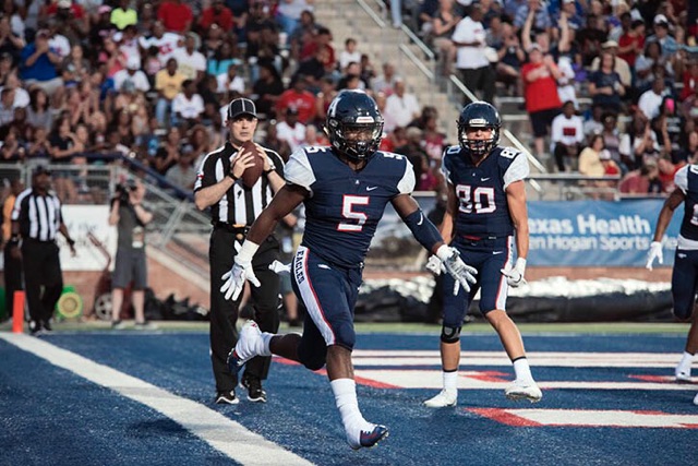 Allen Makes A Statement Win Against Cedar Hill