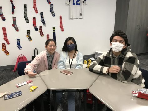 A couple of members brought food such as lychee jelly and Pocky for students to enjoy while learning the culture of Singapore during SEASAs January 20 meeting.