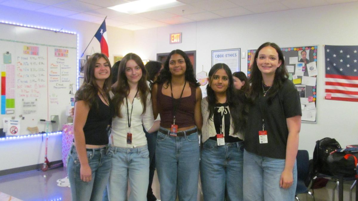 Junior Maddi Fuston and seniors Delaney Gearhart, Nora James, Saanavi Shah and Jane Maygren pose in K113, Tuesday, Aug. 12, 2025. 